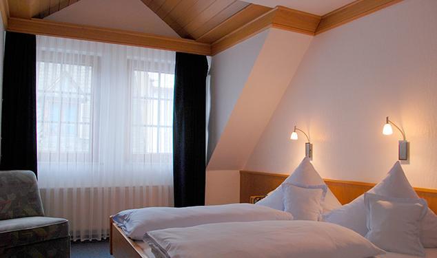 Hotel Guelser Weinstube Кобленц Экстерьер фото